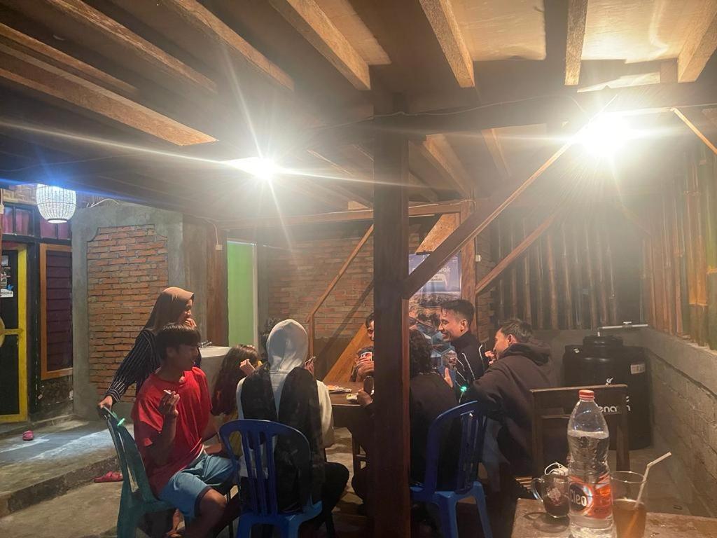 Jaya Homestay Tetebatu Εξωτερικό φωτογραφία