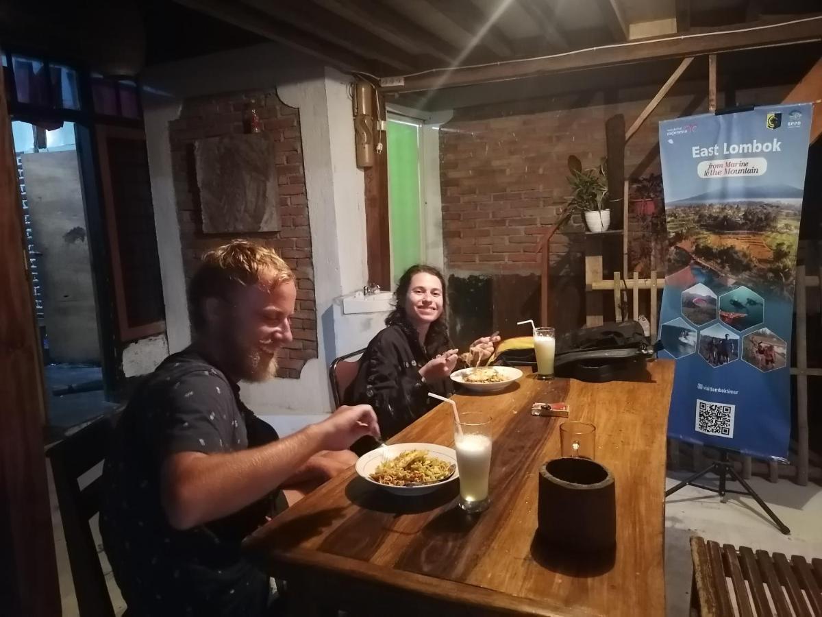 Jaya Homestay Tetebatu Εξωτερικό φωτογραφία